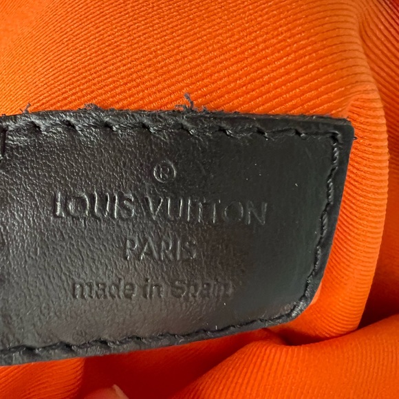 Pre-owned 2019 Monogram Shadow Double Flat Messenger Bag - Picture 12 of 16